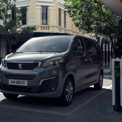 Peugeot E-Traveller